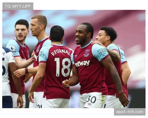 富勒姆阵容齐整迎战伤病满营水晶宫，伦敦德比天平倾斜